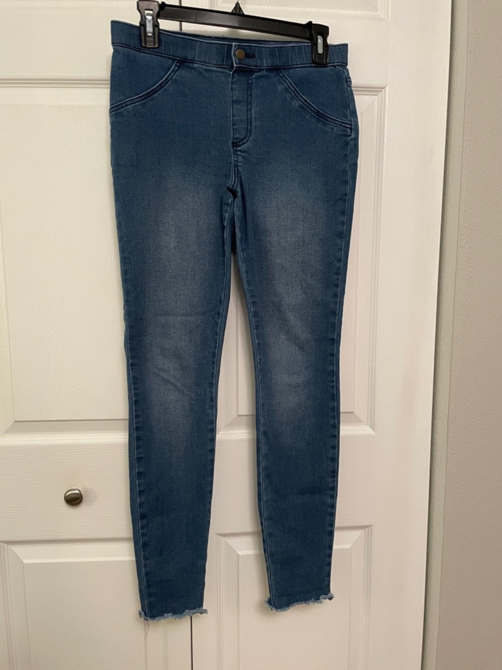 No Nonsense Small Denim Pull-up Jegging with Two Back Pockets Great Condition
